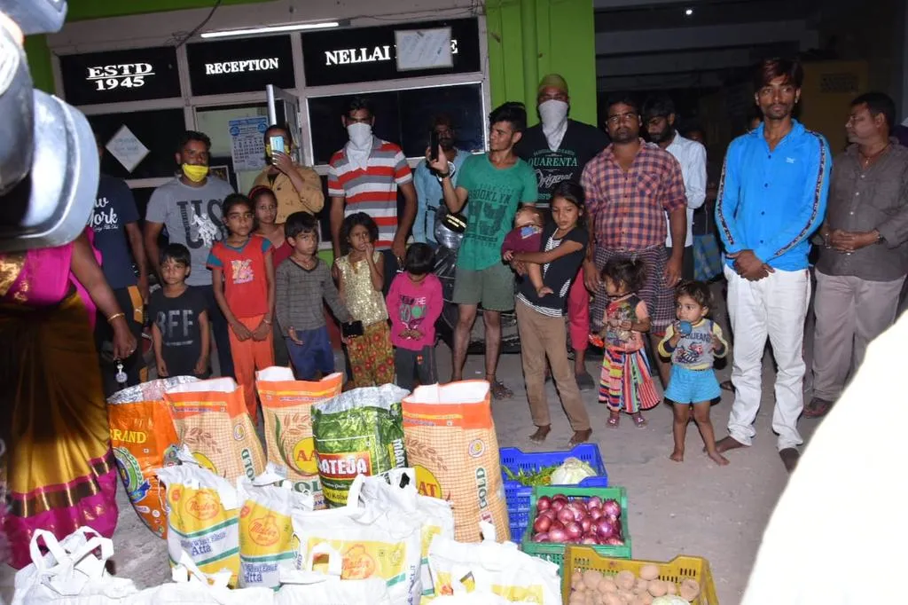  Only hitting ... knows how to turn off ..? nellai cops to restore humanity ... !!!